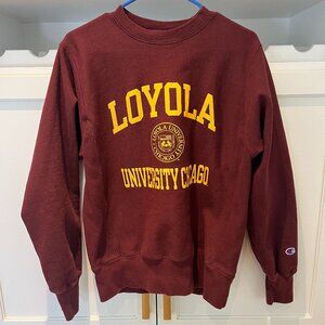 Champion Loyola University Chicago Sweatshirt Size Small Excellent Condition.